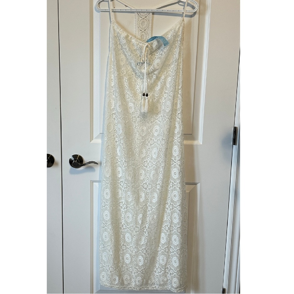 🆕 Solitaire swim lace coverup - medium